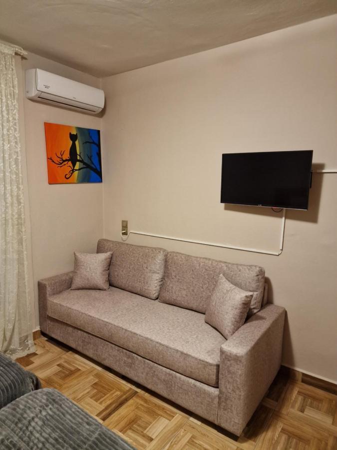Liberty Ιωαννινα Villa Ioánnina Exteriör bild