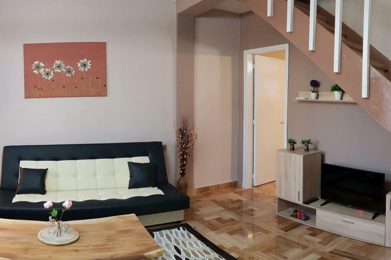 Liberty Ιωαννινα Villa Ioánnina Exteriör bild